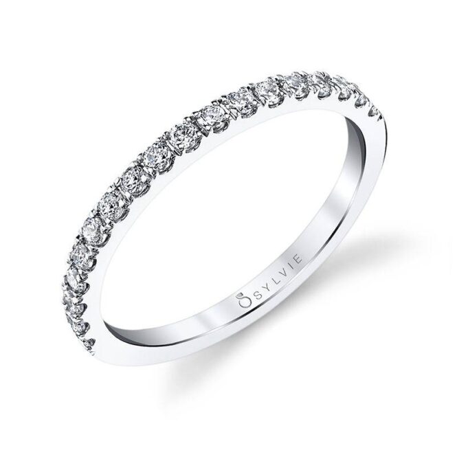 Profile Image of a Pear Shaped Engagement Ring with Halo