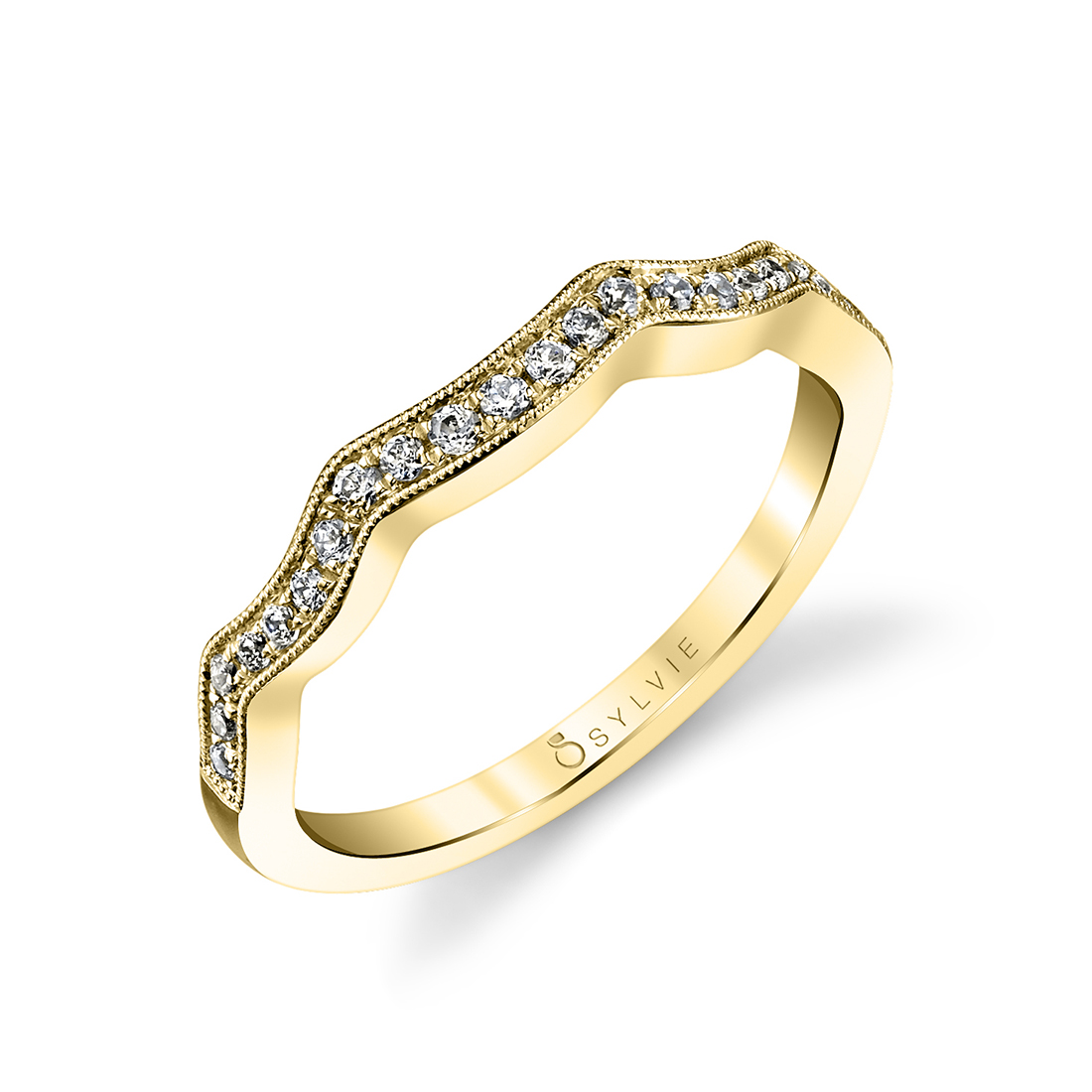curved wedding band in yellow gold