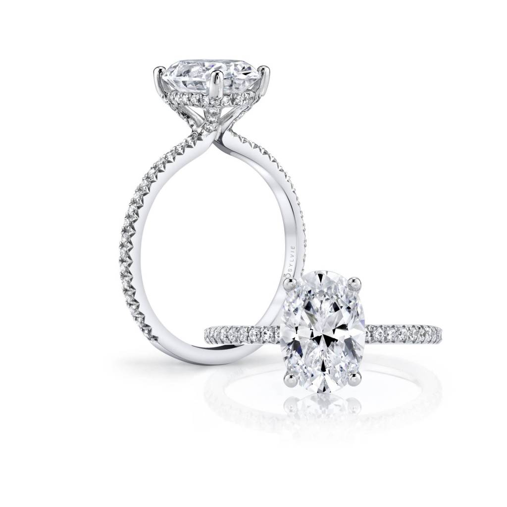 oval engagement ring 