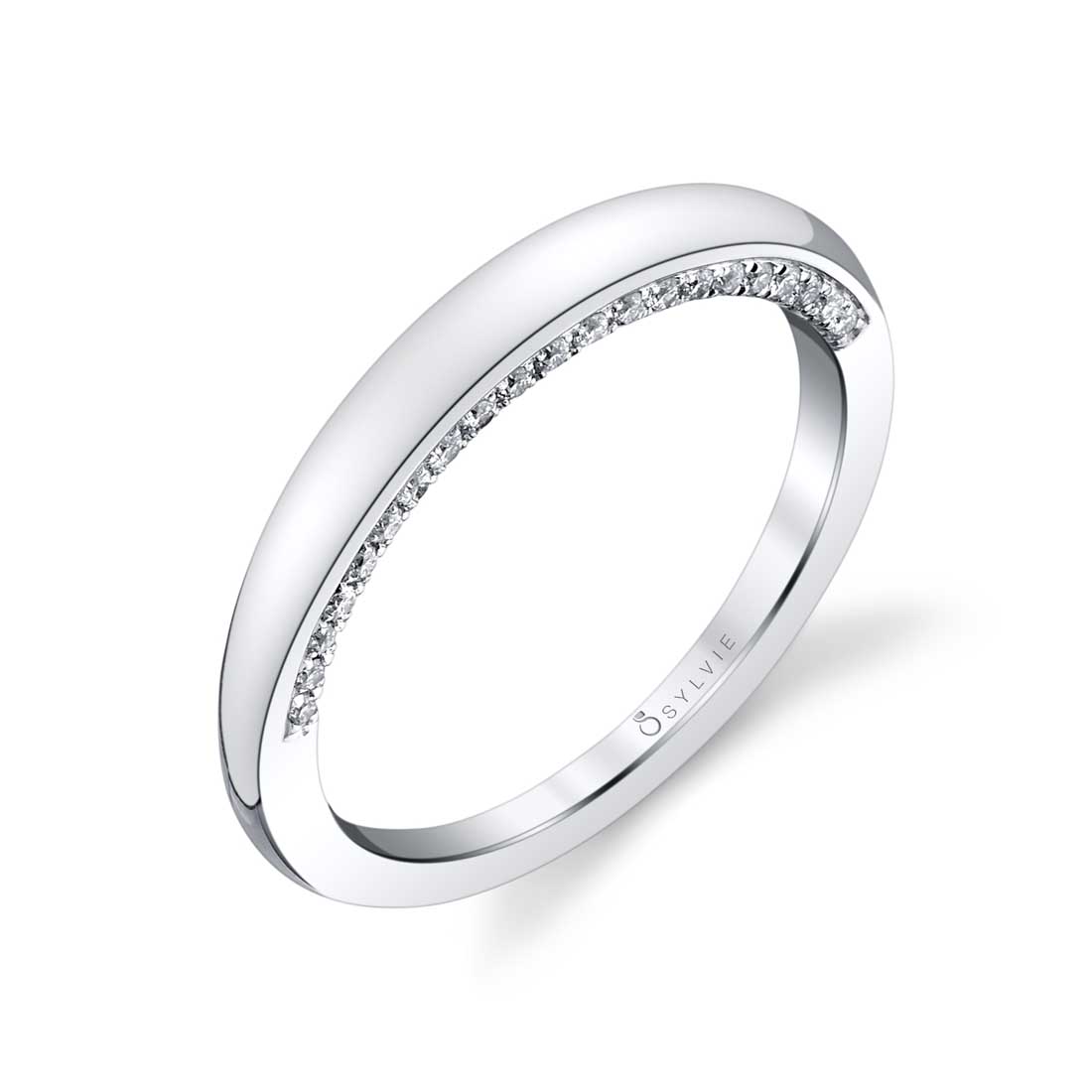 Profile Image of a Solitaire Engagement Ring