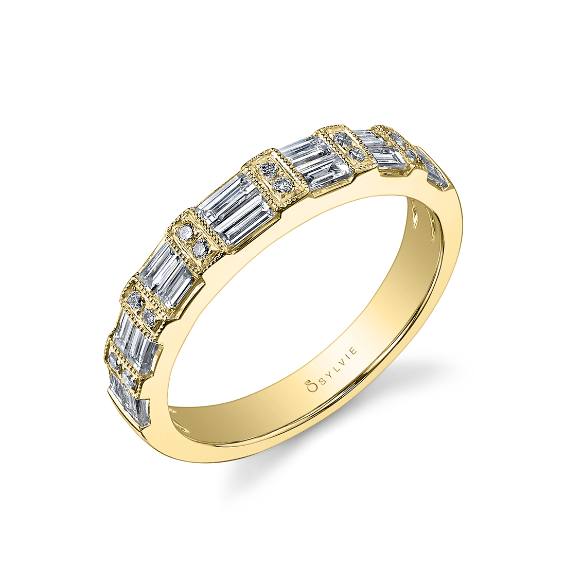 vintage baguette wedding band in yellow gold