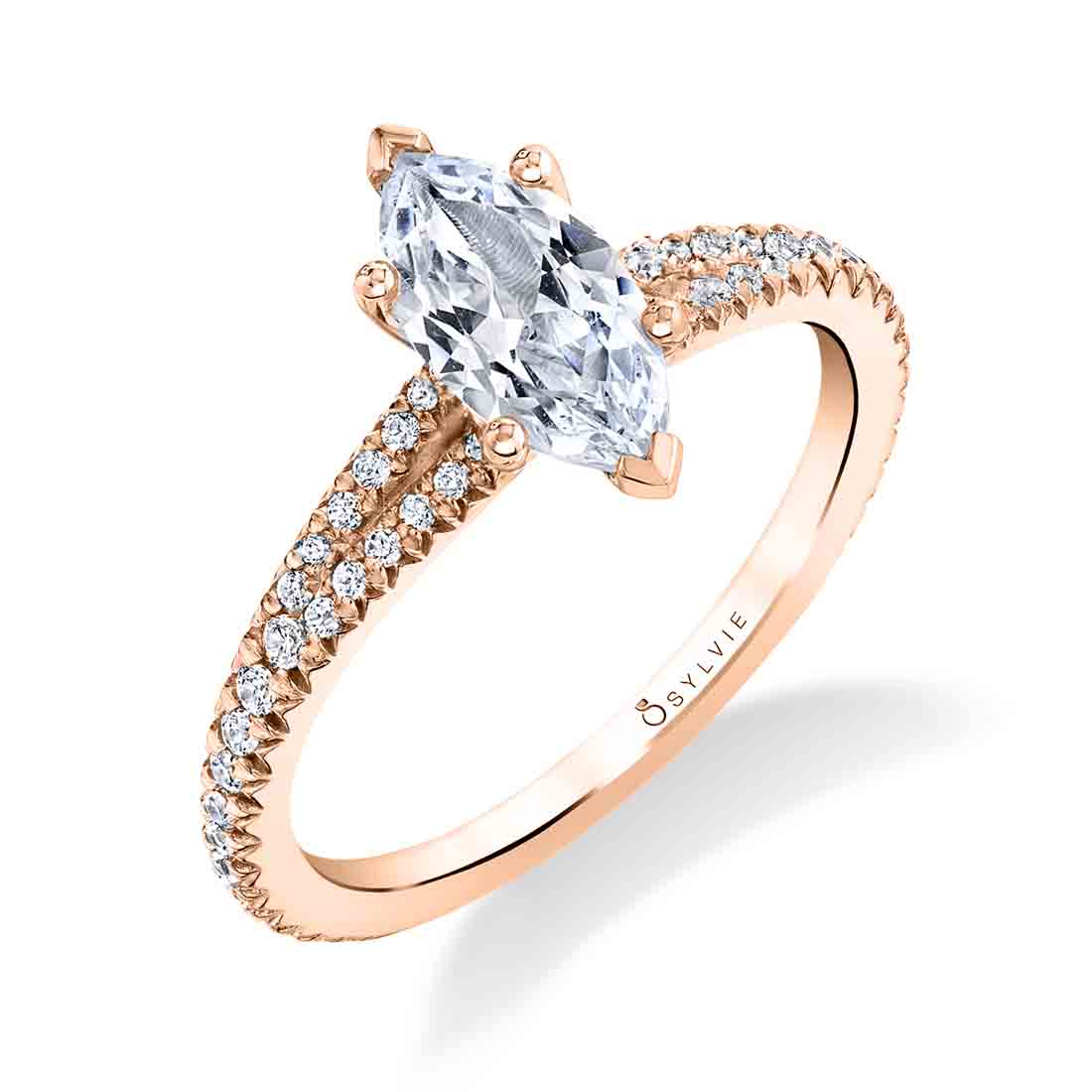 Marquise Engagement Ring lvie in Rose Gold