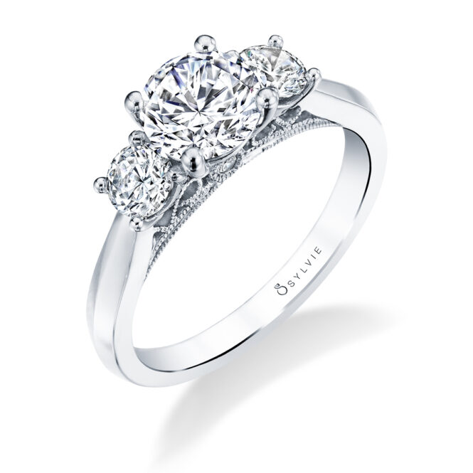 3 Stone Engagement Ring in White Gold - Carmen