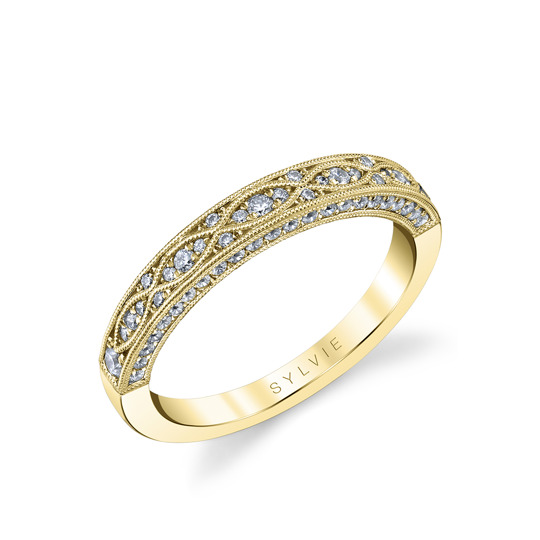 vintage inspired wedding band in yellow gold