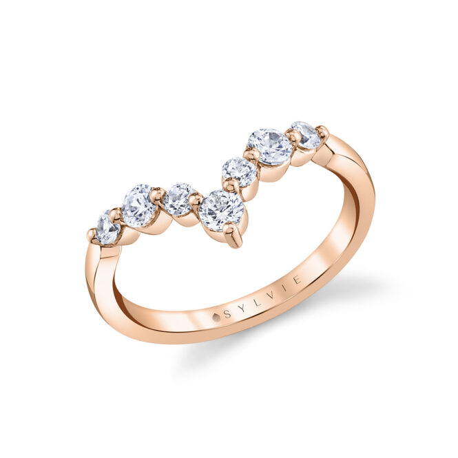 round curved diamond wedding ring in rose gold